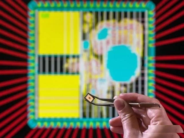 RISC-V抗量子加密芯片-02.jpeg