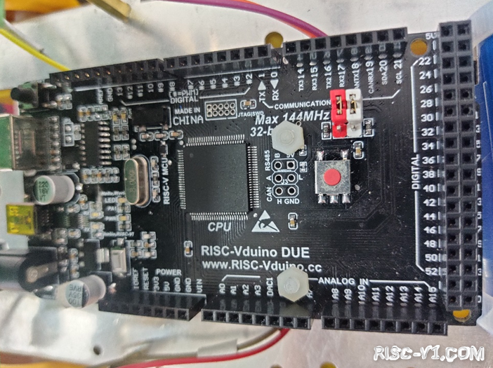 RISC-Vduino DUE开发板教程-「RISC-V单片机中文社区」一辆RISC-V MCU极速四轮驱动智能车诞生了risc-v单片机中文社区(2)