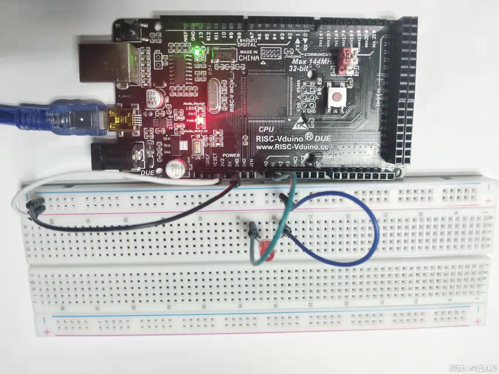 RISC-Vduino DUE开发板教程-【MicroPython玩转RISC-V MCU从0到1】篇二：MicroPython编程进行RISC-VduinoDUE Board点灯/关灯操作LED Blink！risc-v单片机中文社区(7)